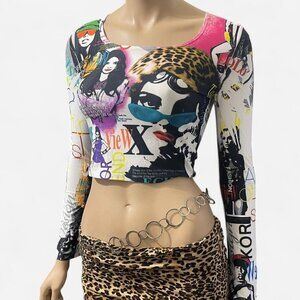 Enlin stretchy graphic crop top size M